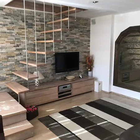 Lägenhet Luxury Apt In City Center *